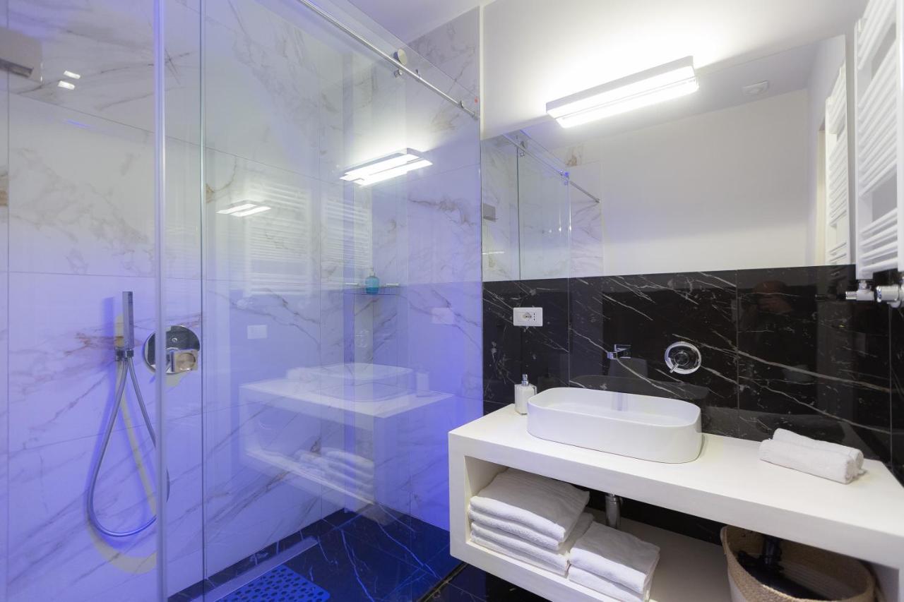 Tritone 125 Suite Рим Экстерьер фото